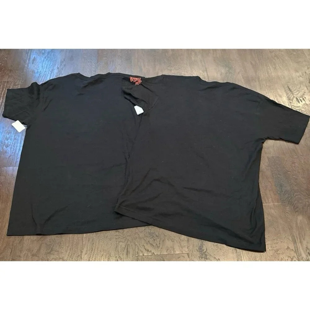Nwt Halloween horror night shirt bundle #36 - Picture 4 of 4